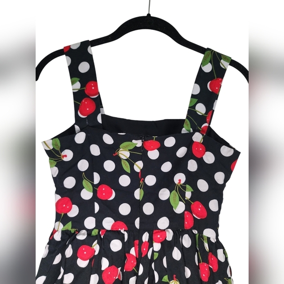 MOMA mini dress, size 34, retro/Vintage inspired polka dots/cherries, zi… - Picture 4 of 7